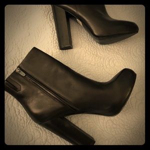 Aldo heel boots